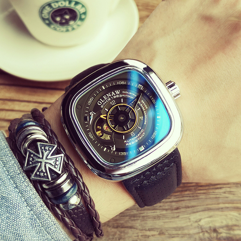 Friday Men's Watch Automatic Hollow Net Red Square Mechanical - Image 5