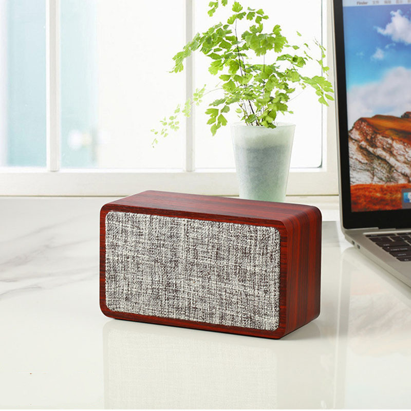 Wooden Fabric Bluetooth Speaker Retro Card Desktop Audio - Image 4