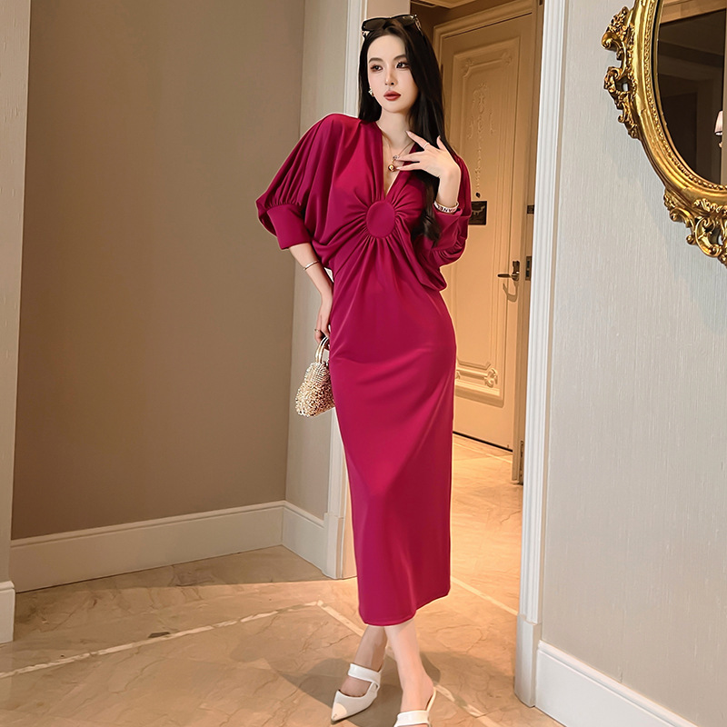 Long Sleeve Pleated Waist Wrapped Slim Dress
