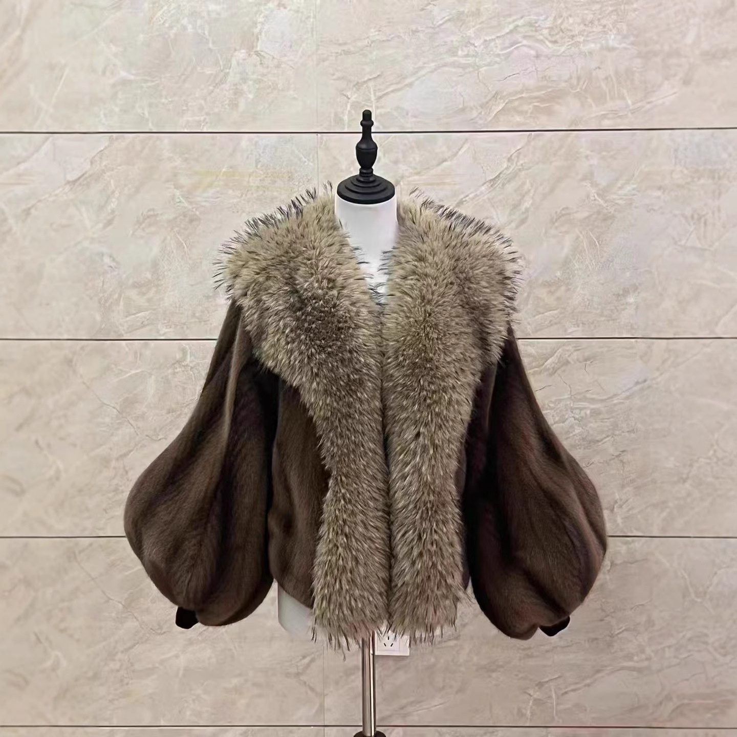 Mid-length Mink-like Wool Leopard Print Coat - Image 5