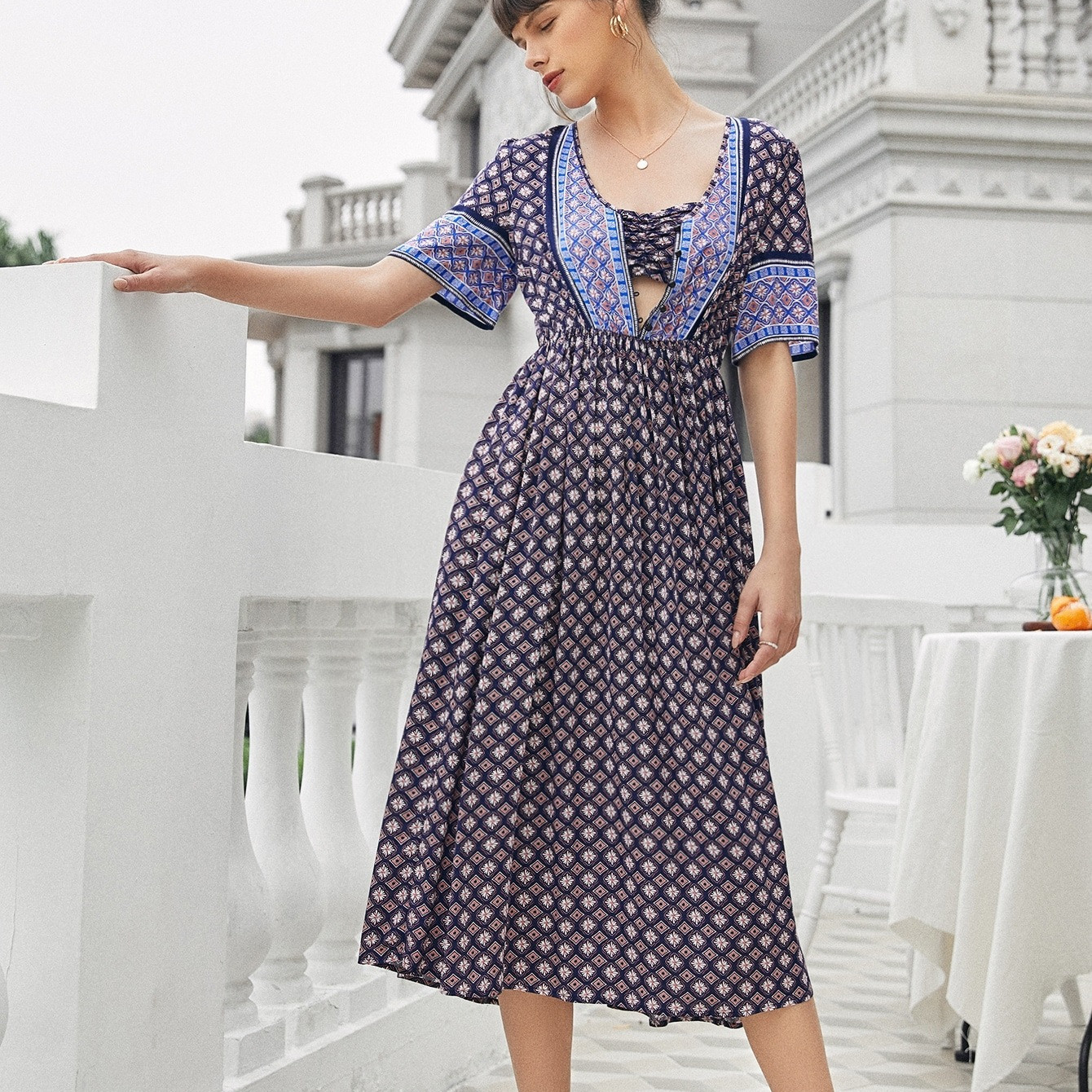 Casual Loose Printed Round Neck Short Sleeve Women's Dress - Image 4