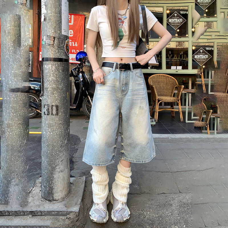 Women's Washed Light-colored Loose Wide-leg Cropped Denim Shorts - Image 4