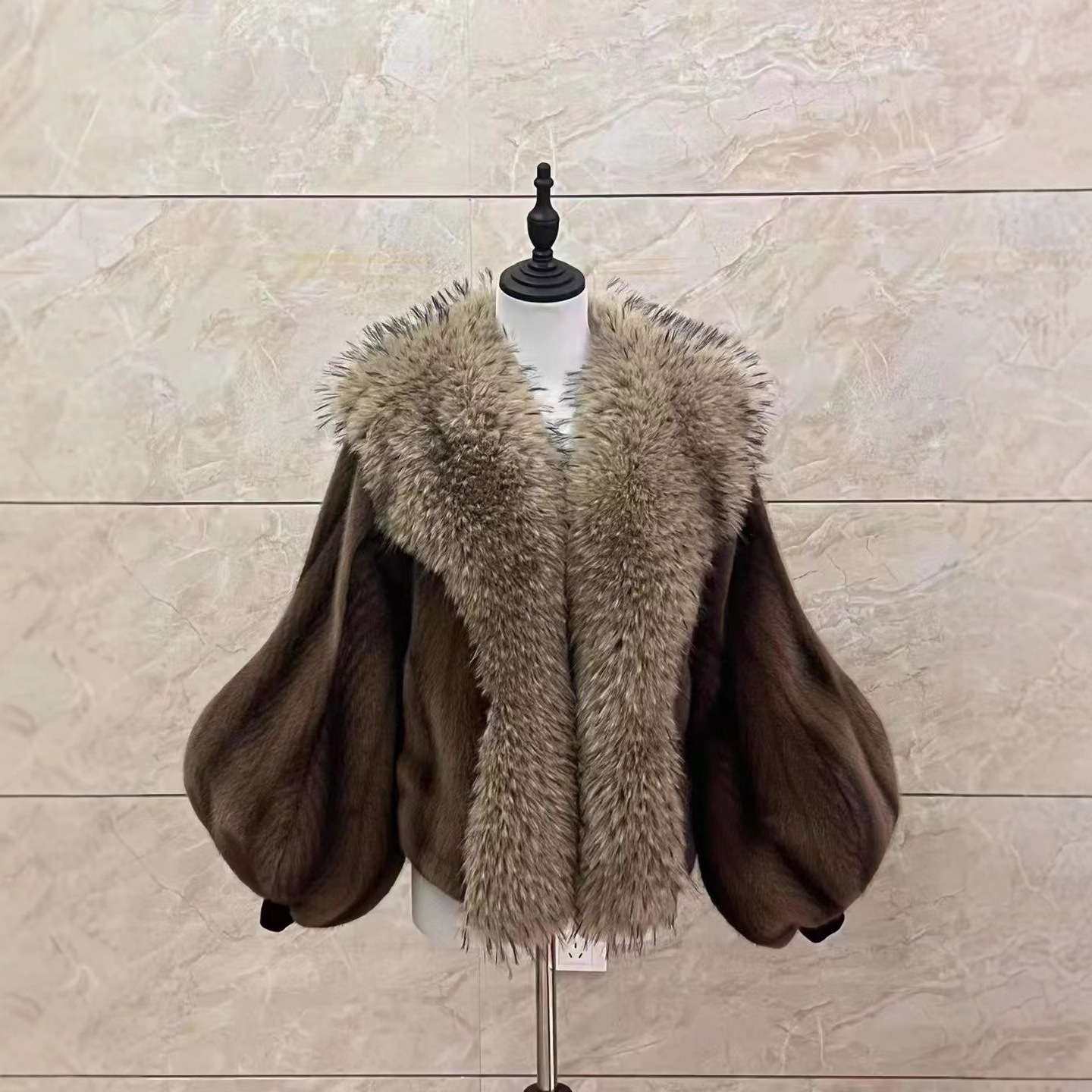 Mid-length Mink-like Wool Leopard Print Coat - Image 4