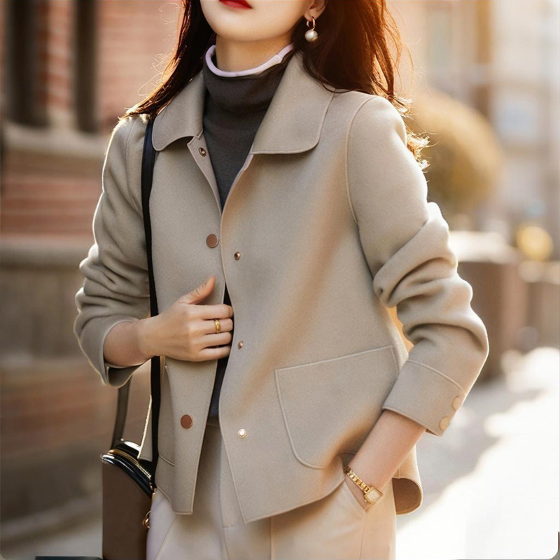 Elegant Women's Single-Breasted Raglan Sleeve Coat With Button & Pocket Details - Retro Style Casual Jacket - Image 2
