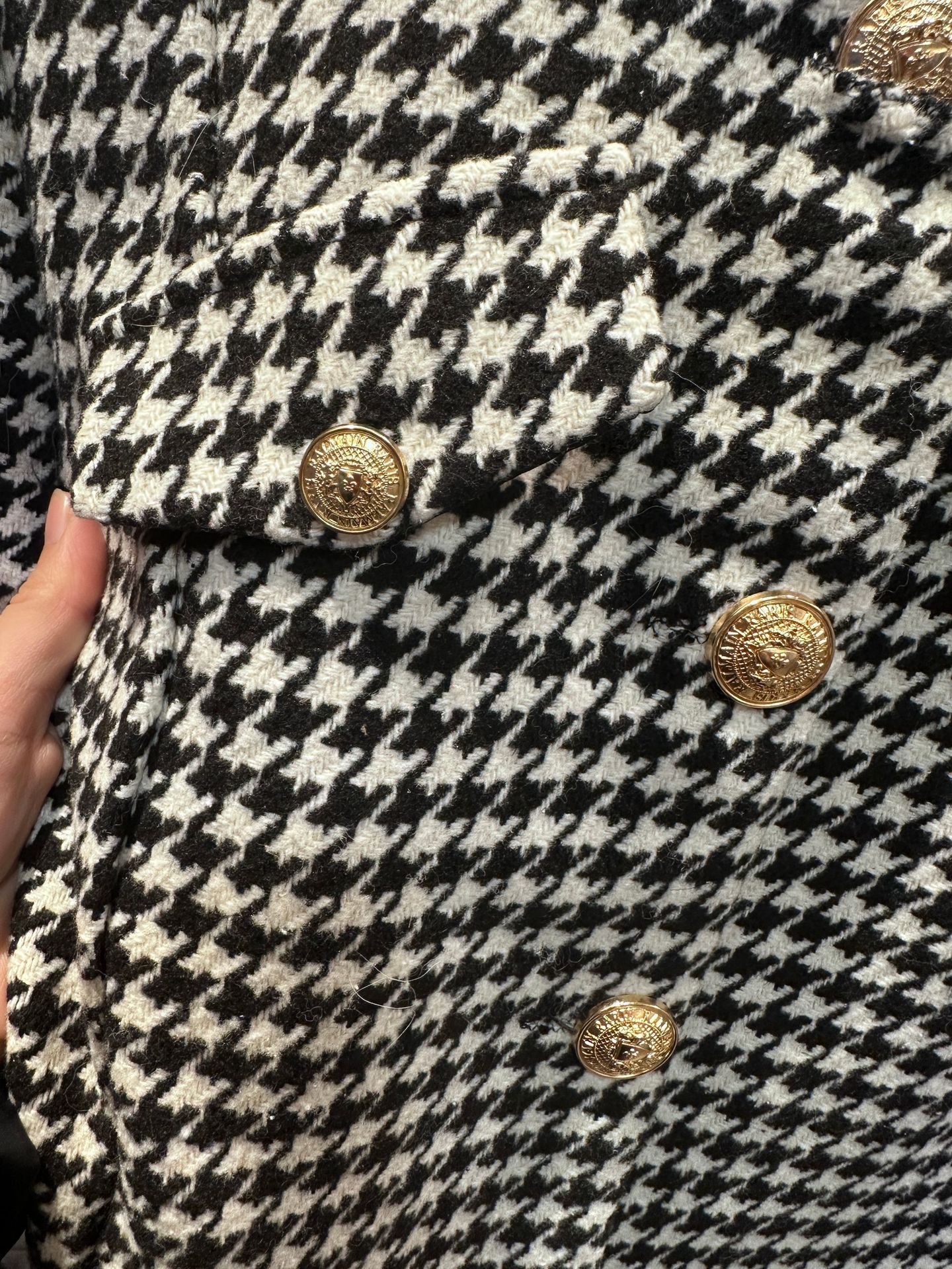 Thousand Bird Checker Dress With Feminine Style And Slim Waist - Image 4