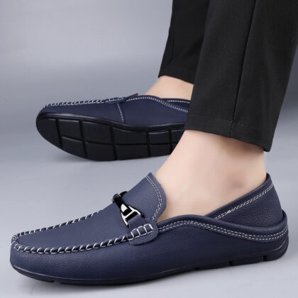 Extra Large Casual Leather Shoes Leather Widened Gommino