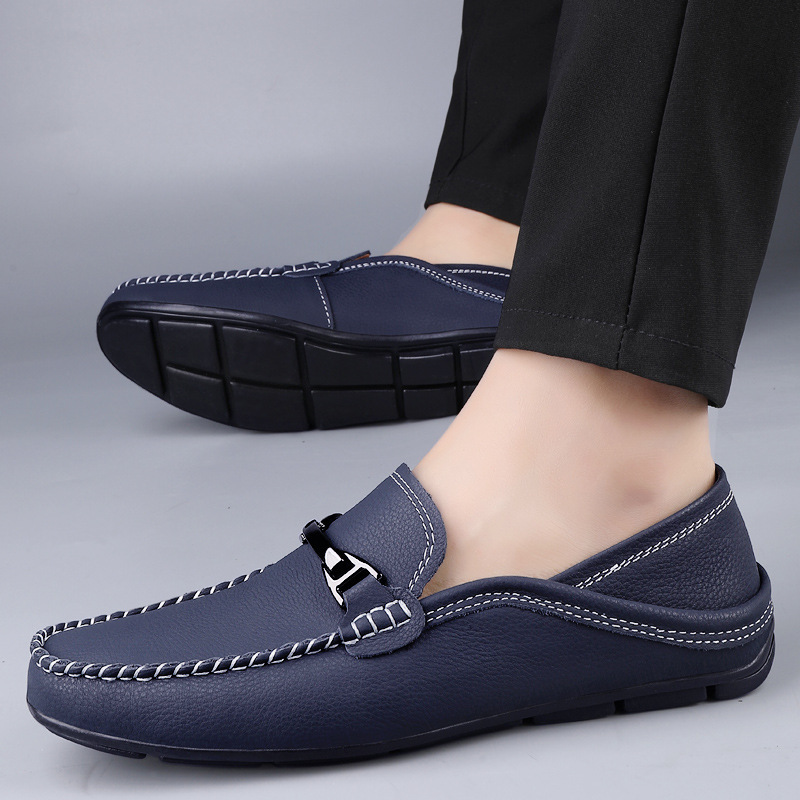 Extra Large Casual Leather Shoes Leather Widened Gommino