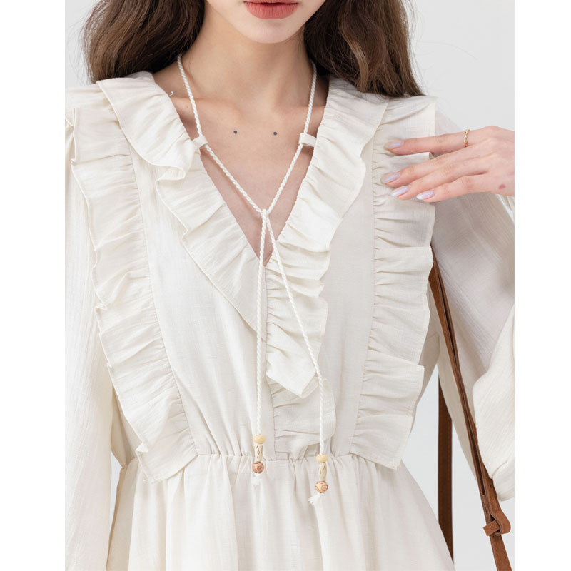 Sweet And Gentle Wind V-neck Apricot Skirt - Image 5