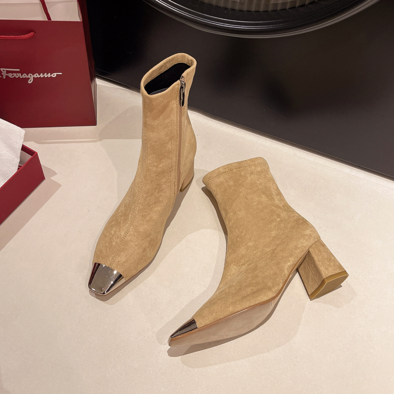 Fashion Elegant Square Head French Chunky Heel Boots - Image 8