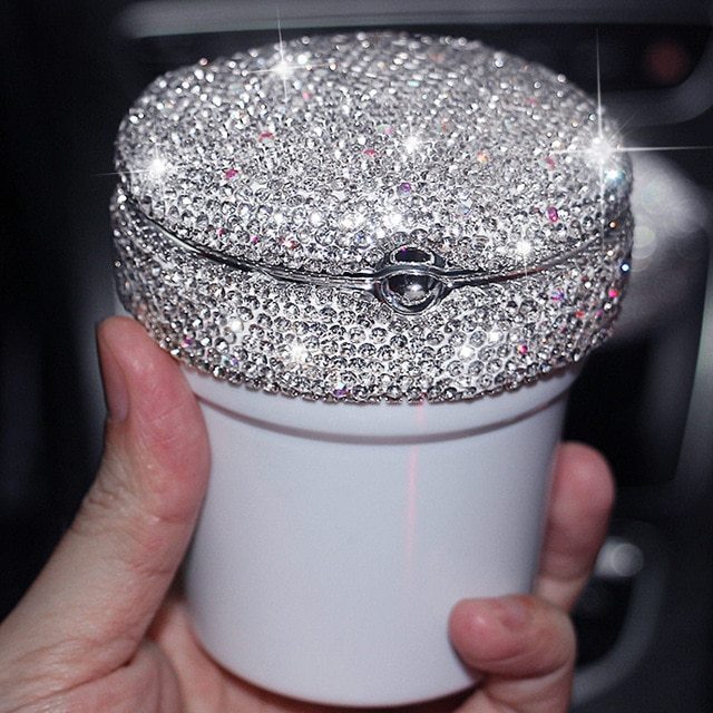 Diamond-studded vehicle ashtray - Image 4