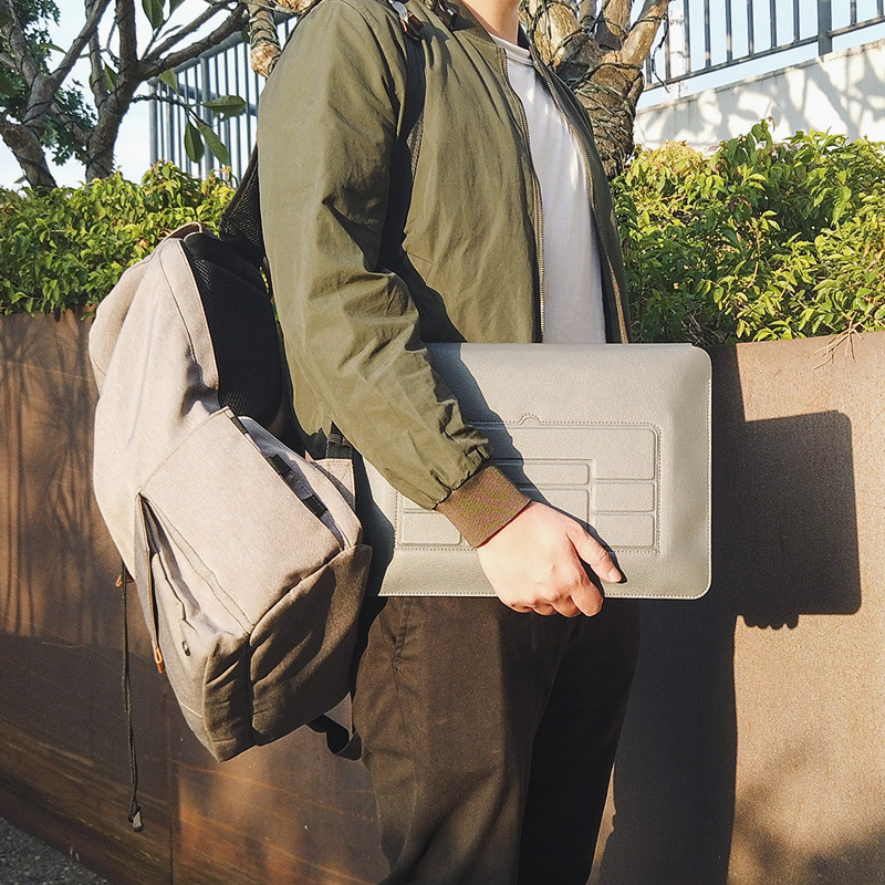 Laptop Bag Three-In-One Hand Pad With Stand - Image 6