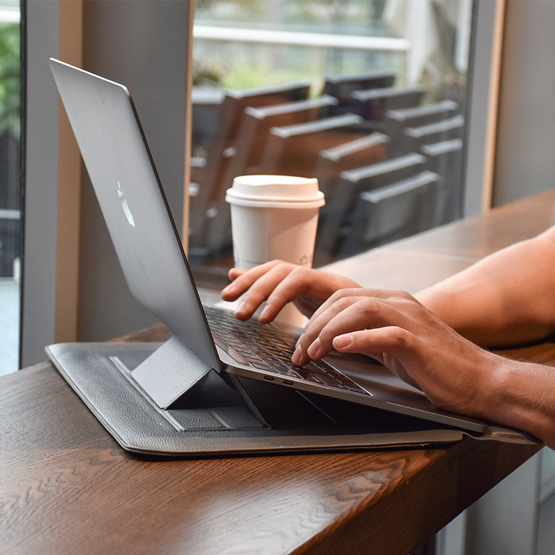 Laptop Bag Three-In-One Hand Pad With Stand - Image 5