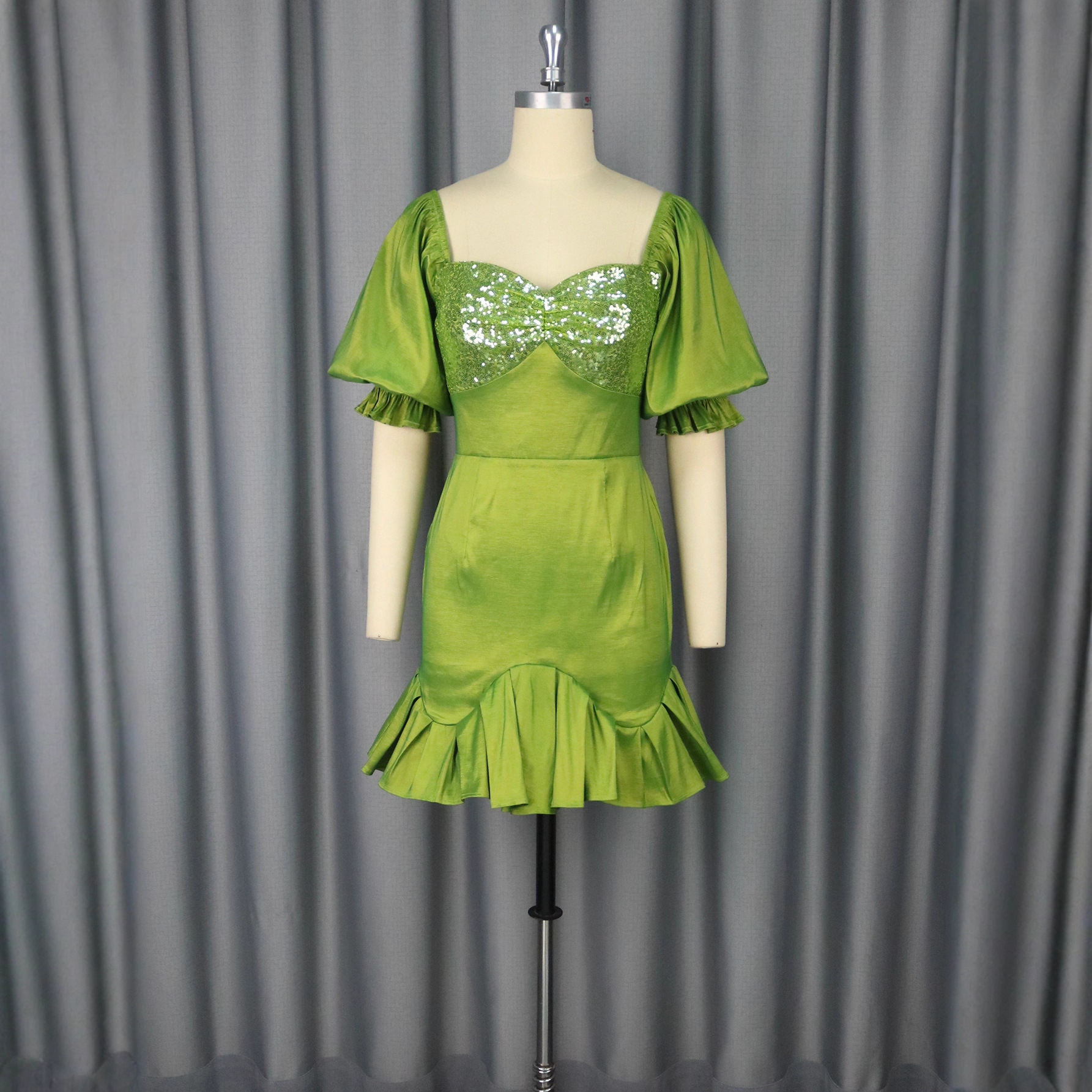 Sequin Stitching Ruffled Banquet Sheath Evening Dress — изображение 4