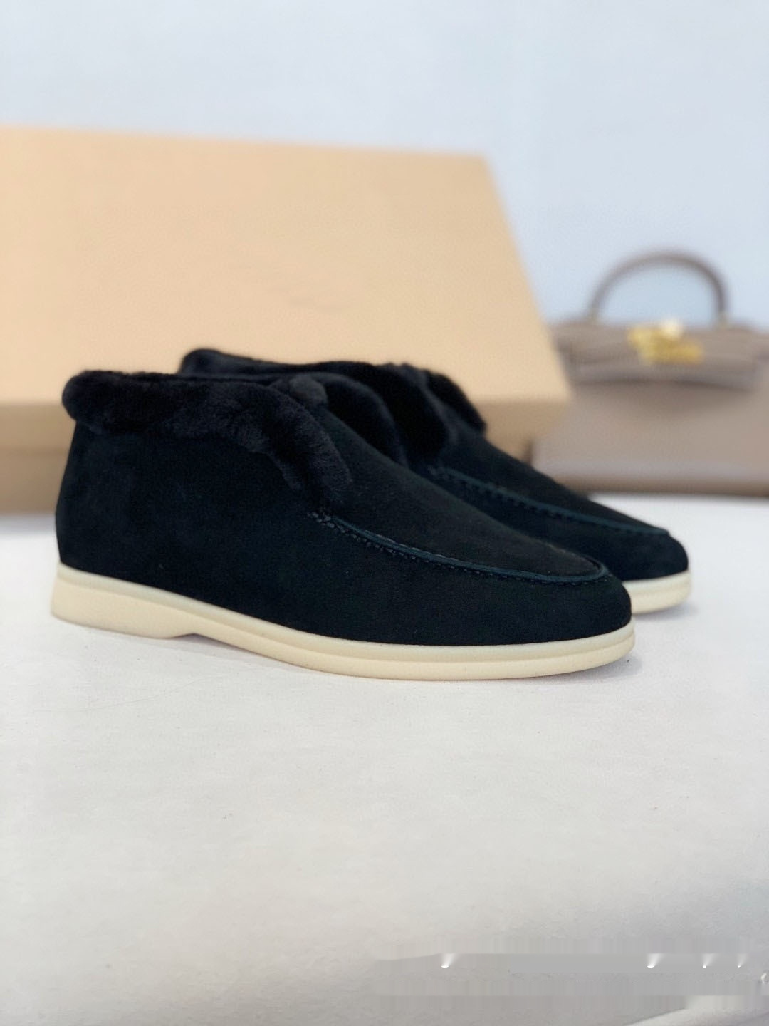 Wool Snow Leather Short Boots Fleece Lined Padded Warm Keeping - Image 4