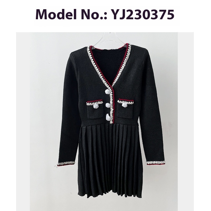 Women's Black V-neck Knitted Dress - Image 5