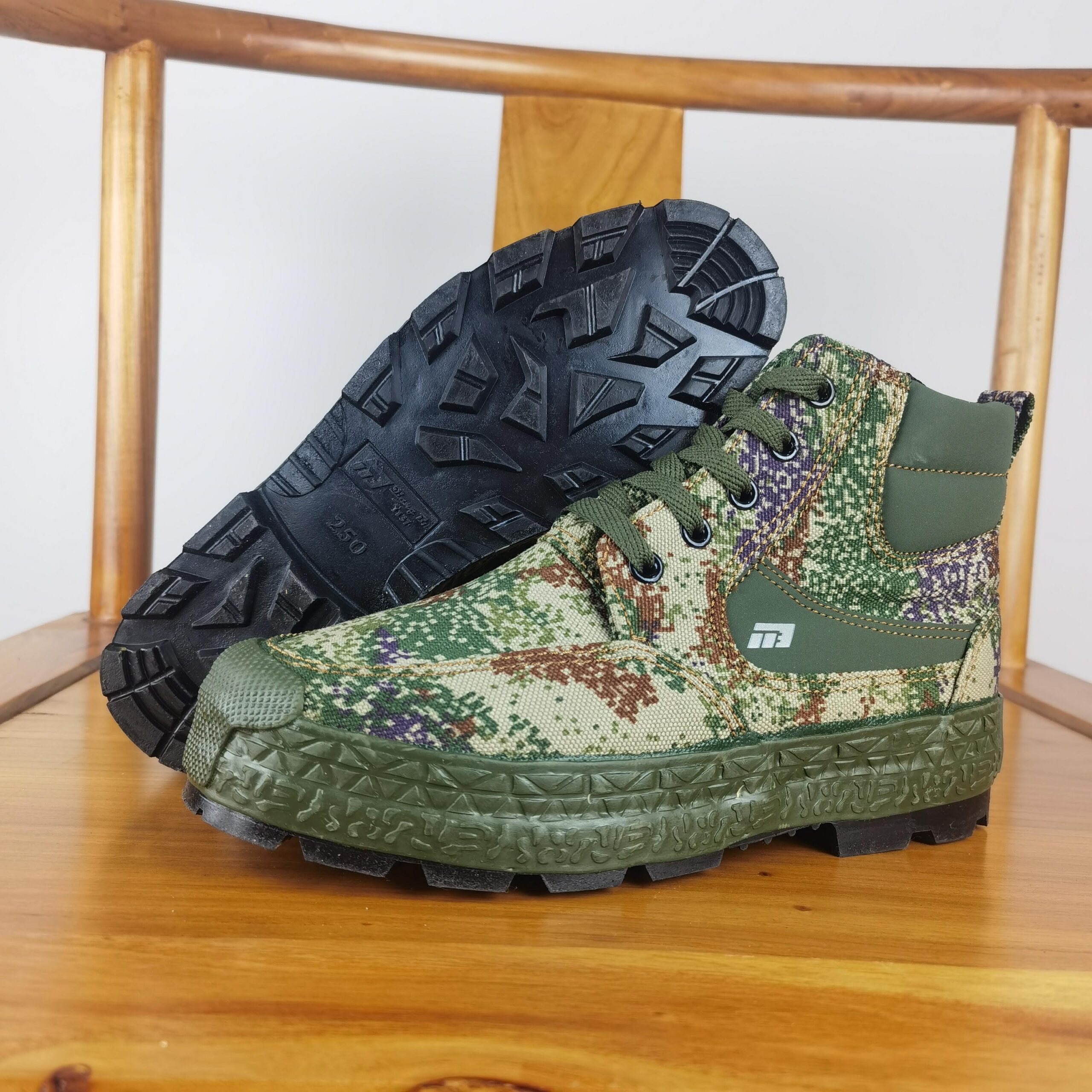 Men's Non-slip Labor Protection Canvas Wear-resisting Casual Rubber Shoes - Image 8