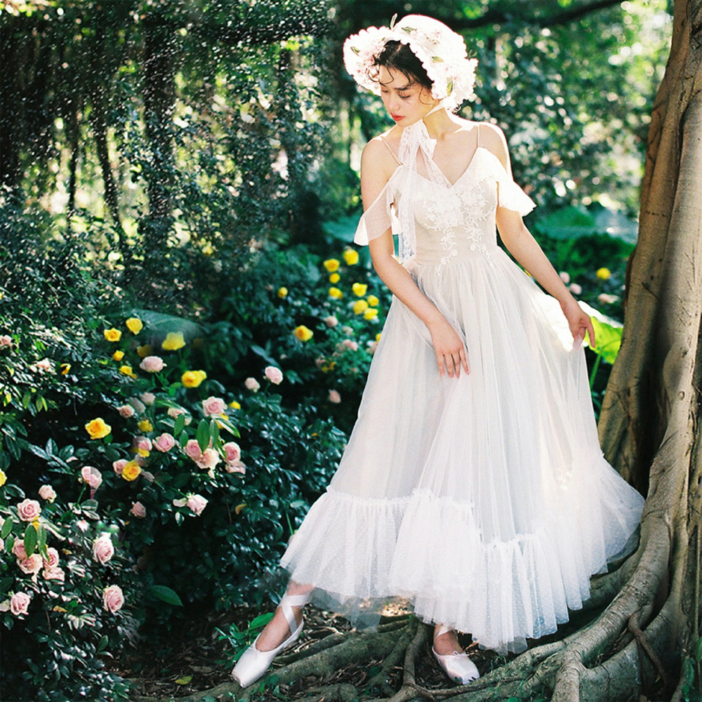 Suspended Bride Certificate Receiving Engagement Dress - Image 3