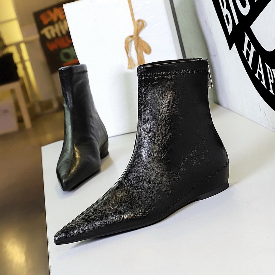 Retro Female Boots Comfortable Low Heel Wedge Hidden Heel - Image 7