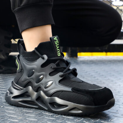 Men's Breathable Anti-smash And Anti-puncture Safety Shoes
