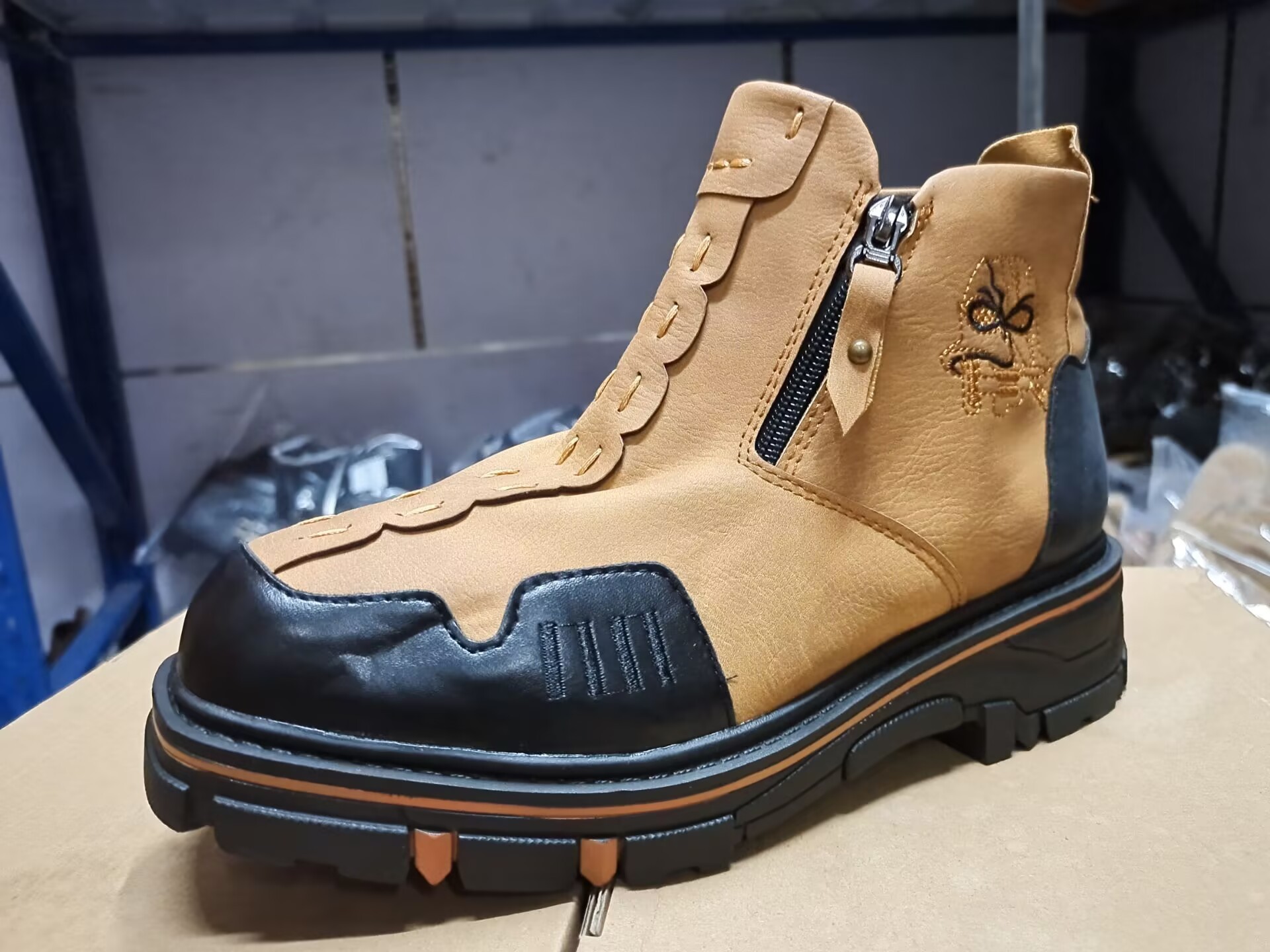 Men's Short Boots Round Toe Large Size Side Zipper Martin Boots - Image 9