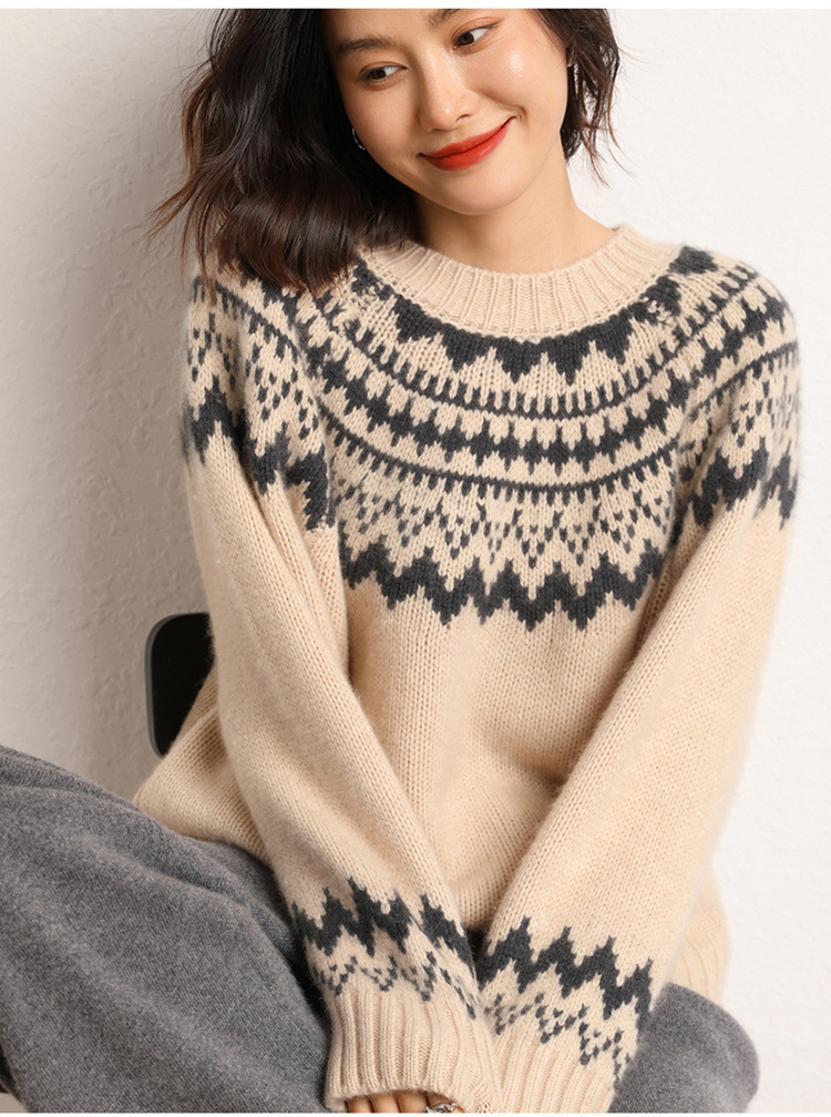 Women's Loose And Lazy Style Pullover Two-tone Jacquard Round Neck Sweater - Image 8