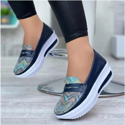 New Casual Pumps Women's Autumn Solid Color Round Toe Low-top Belt Buckle European And American Soft Bottom Work Shoes Peas Shoes