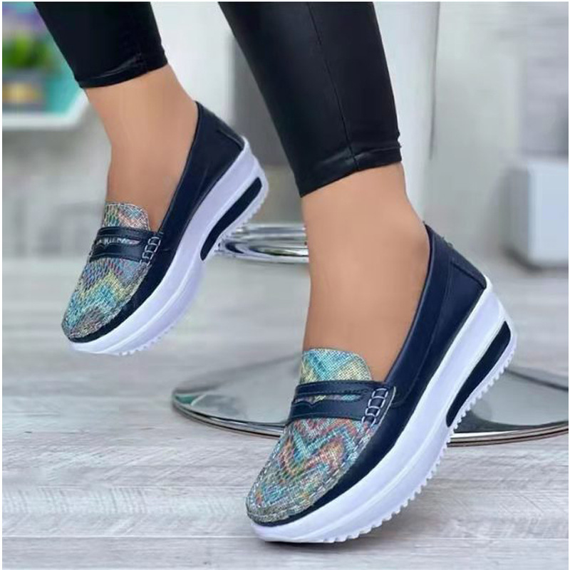 New Casual Pumps Women's Autumn Solid Color Round Toe Low-top Belt Buckle European And American Soft Bottom Work Shoes Peas Shoes
