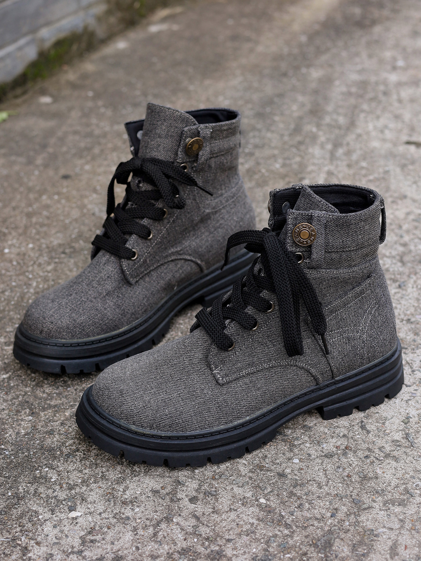 Plus Size Platform Martin Boots Female Lace Up Casual Ankle Boots - Image 6