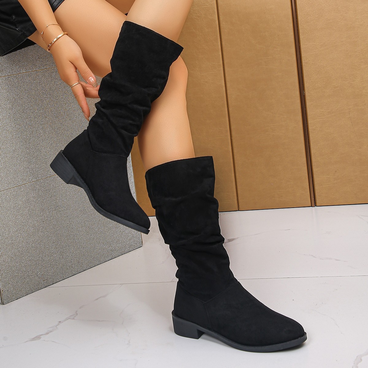 Plus Size Suede Pleated Pile Style Boots For Women Tall Knight Boots - Image 2