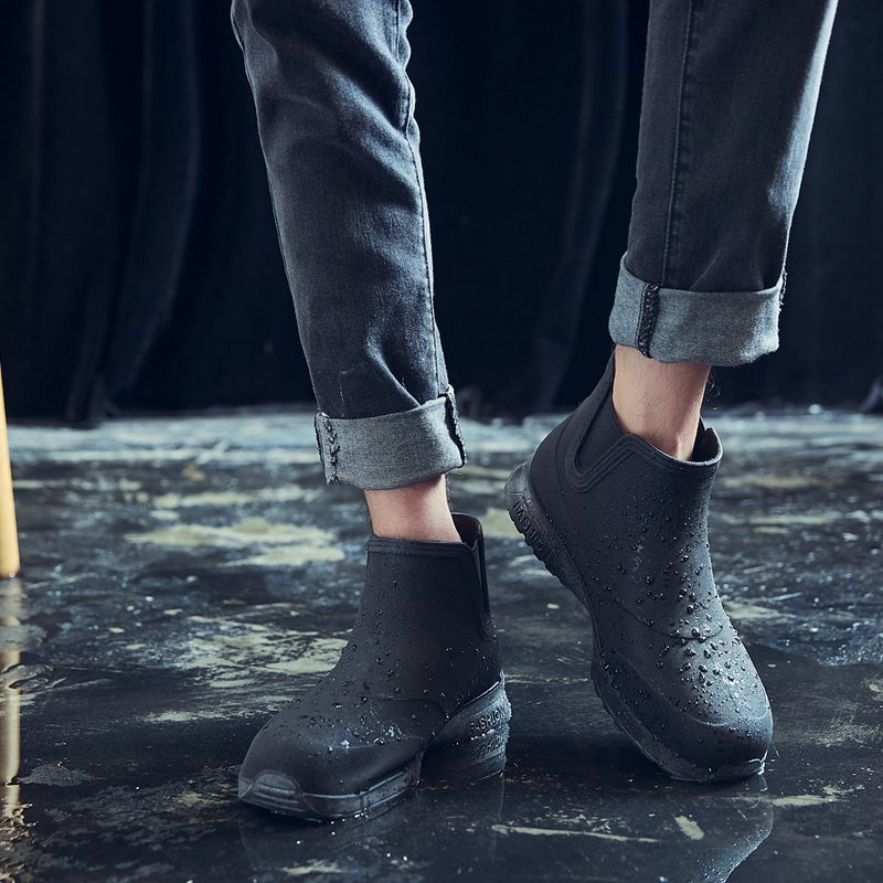 Men's Fashionable Waterproof Non-slip Outdoor Soft Rubber Sole Rain Boots - Image 4