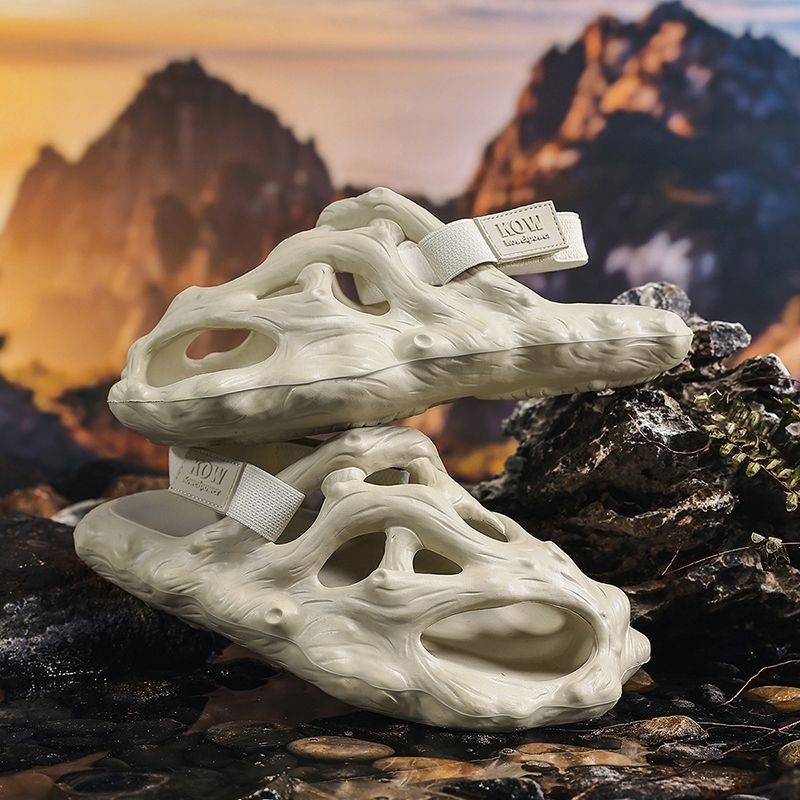 Hole Shoes Men's Sandals Outer Wear Hollow Slippers - Image 2