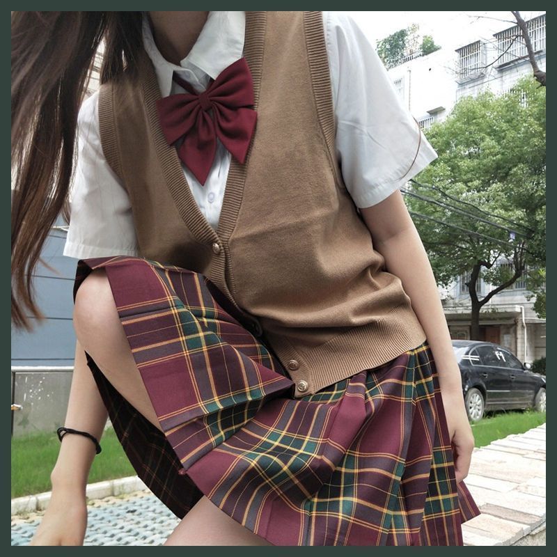 Loose Versatile Basic Knitted Cardigan Vest - Image 4