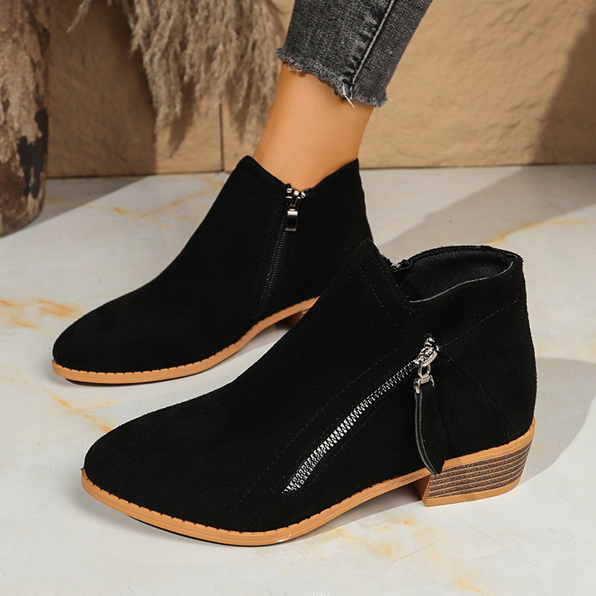 Suede European And American Style Women's Ankle Boots - Image 2