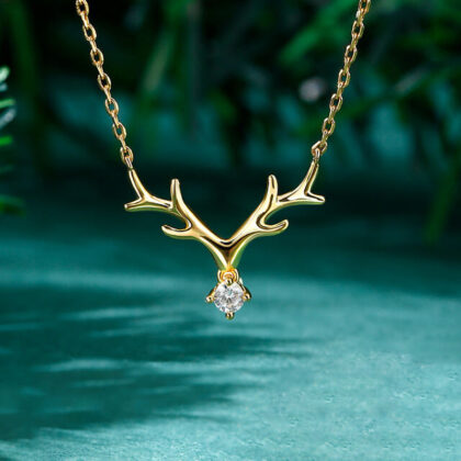 Simple Large Antlers Pendant Necklace