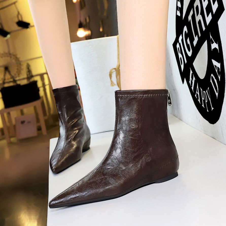 Retro Female Boots Comfortable Low Heel Wedge Hidden Heel - Image 3