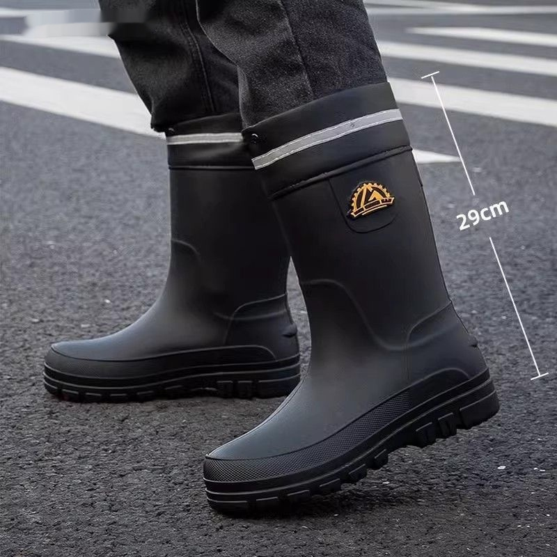 Men's Fashionable Outdoor Middle Tube Non-slip Rain Boots - Image 9