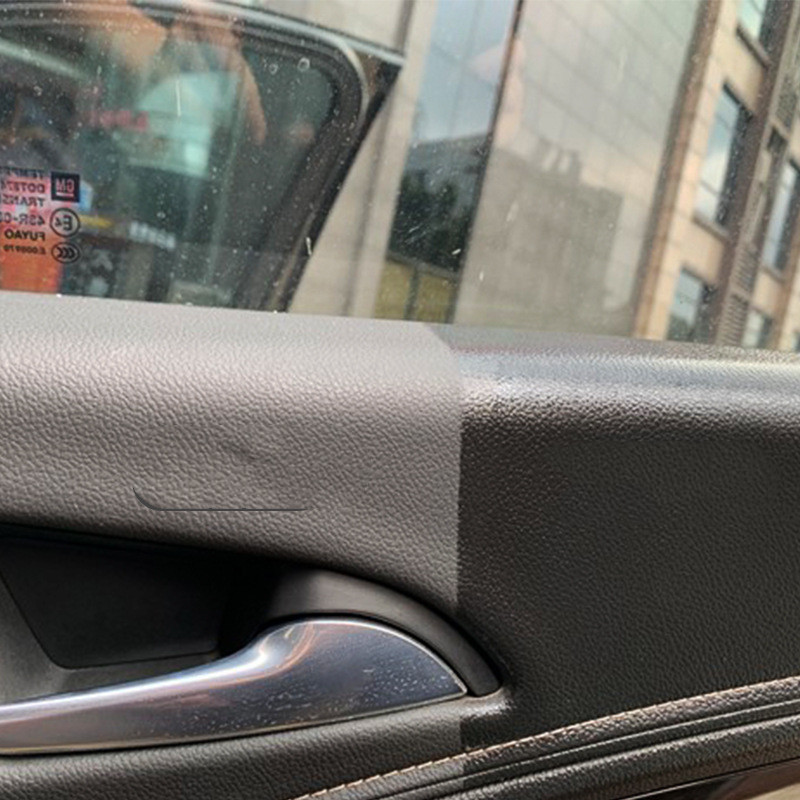 Coated rubber and plastic car wax - Image 8