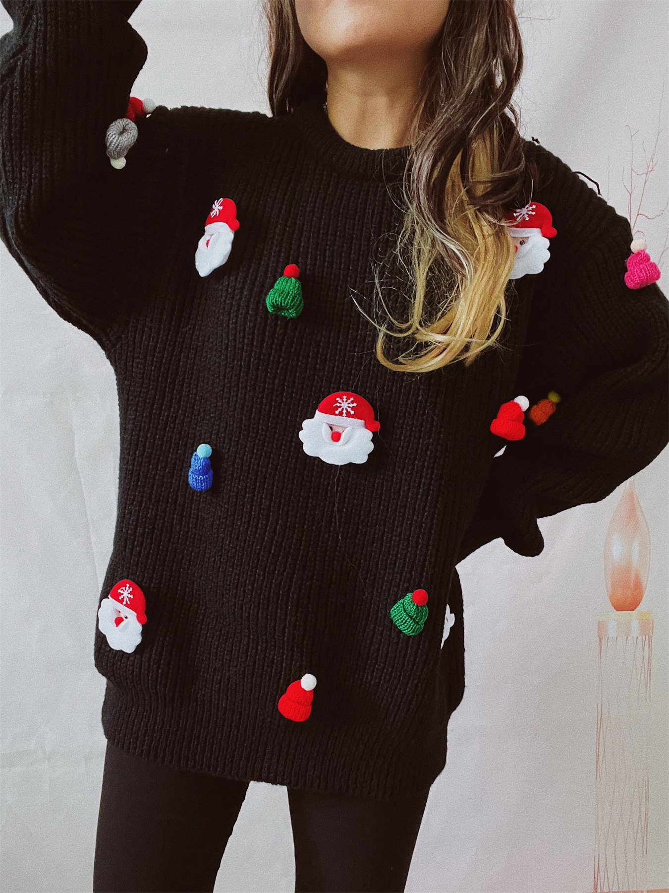 Women's Cute Fashion Santa Claus Three-dimensional Decoration Round Neck Long Sleeve Sweater - Image 3