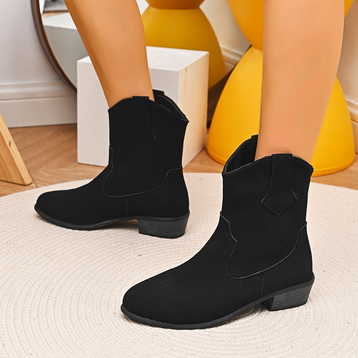 New Pointed British Style Mid Heel Boots - Image 3