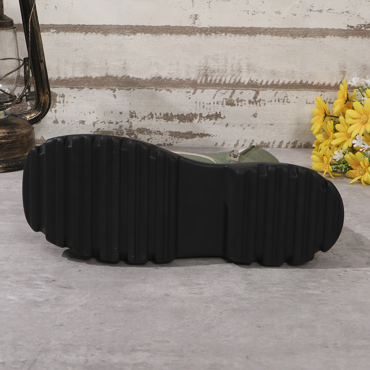 Women's Three-layer Platform Plus Round Toe Patchwork Retro Cool Martin Boots - Image 2