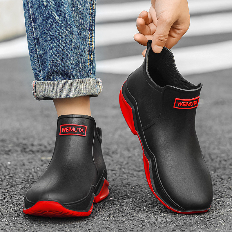 New Men's Rain Boots Short Tube Outdoor Waterproof Shoes - Image 4