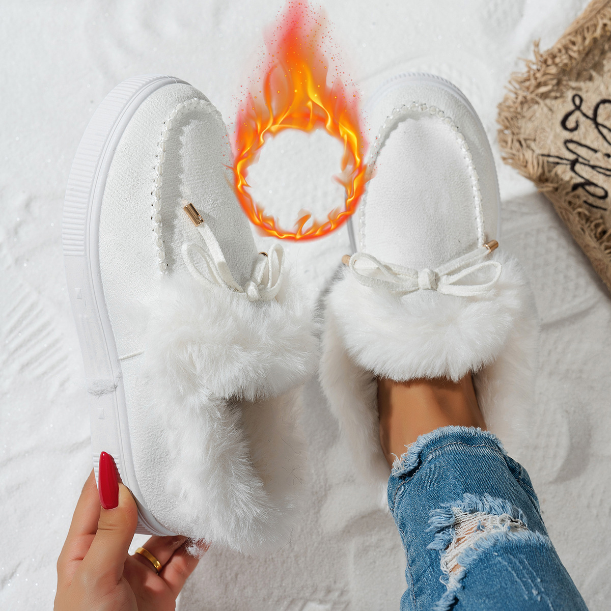 Round Head Thick Bottom Velvet Padded Plus Size Women's Snow Boots - Image 2