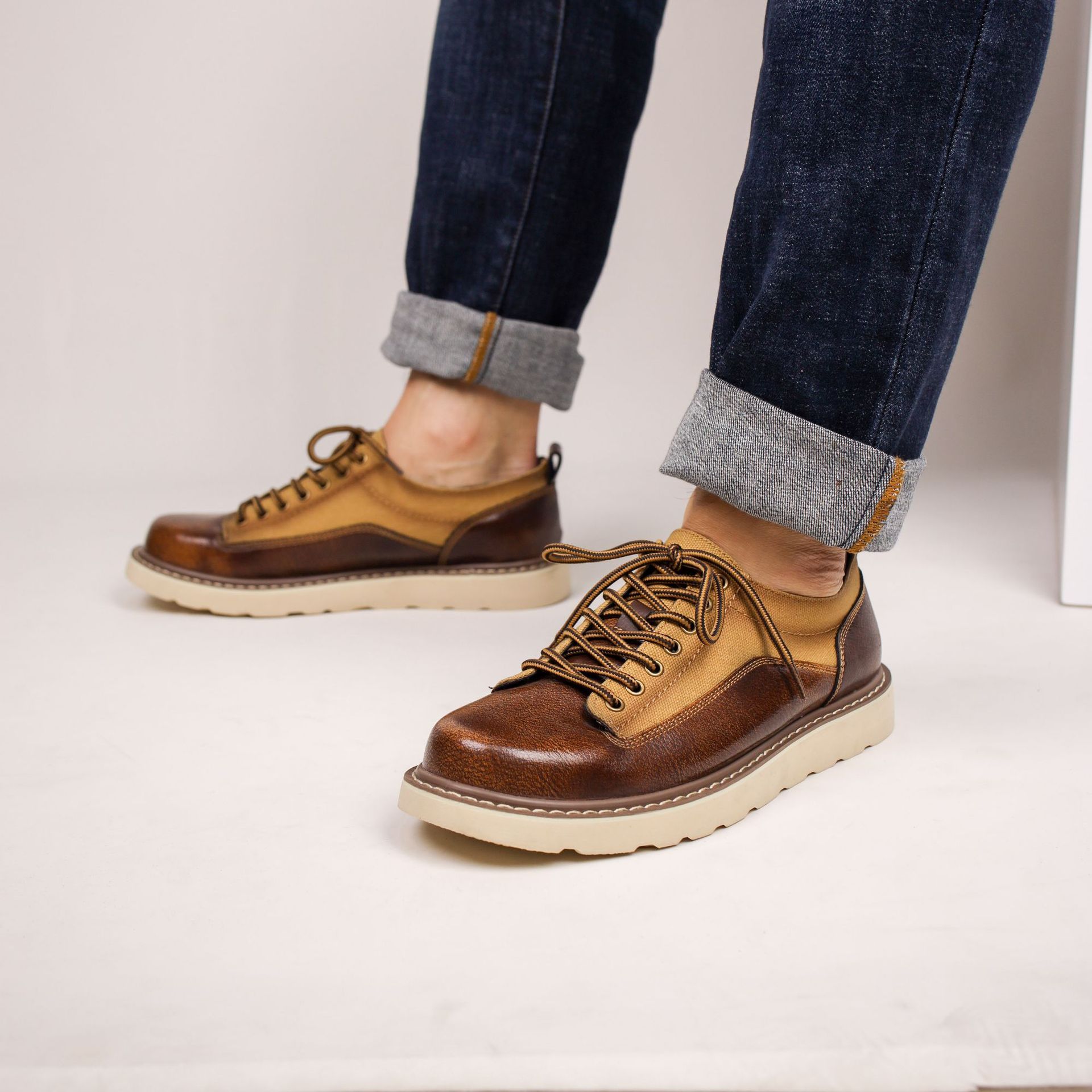 Vintage Work Shoes American Outdoor Leisure Leather Shoes - Image 2