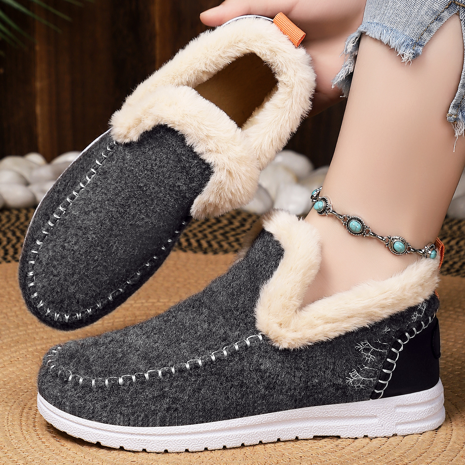 Cold-proof Female Lightweight Simple Cotton Boots - Image 3