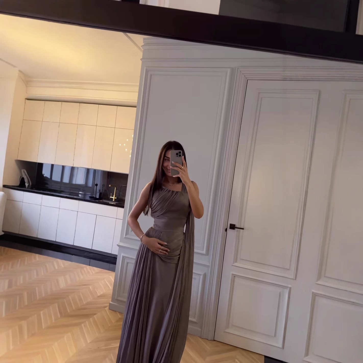 Pleated Ribbon Satin Evening Dress — изображение 4