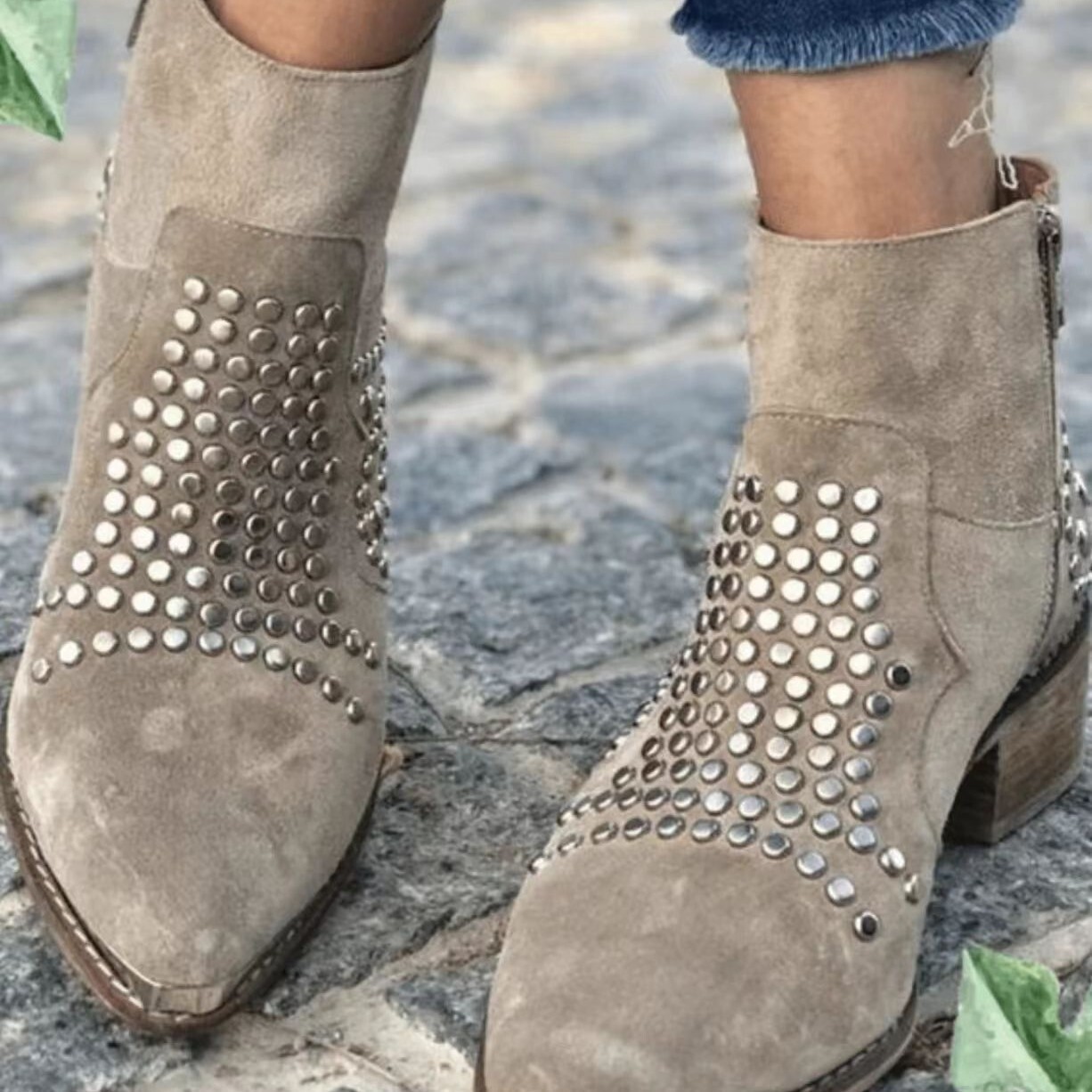 Retro Side Zipper Thick Heel Sequined Rhinestone Large Size Women's Ankle Boots - Image 4