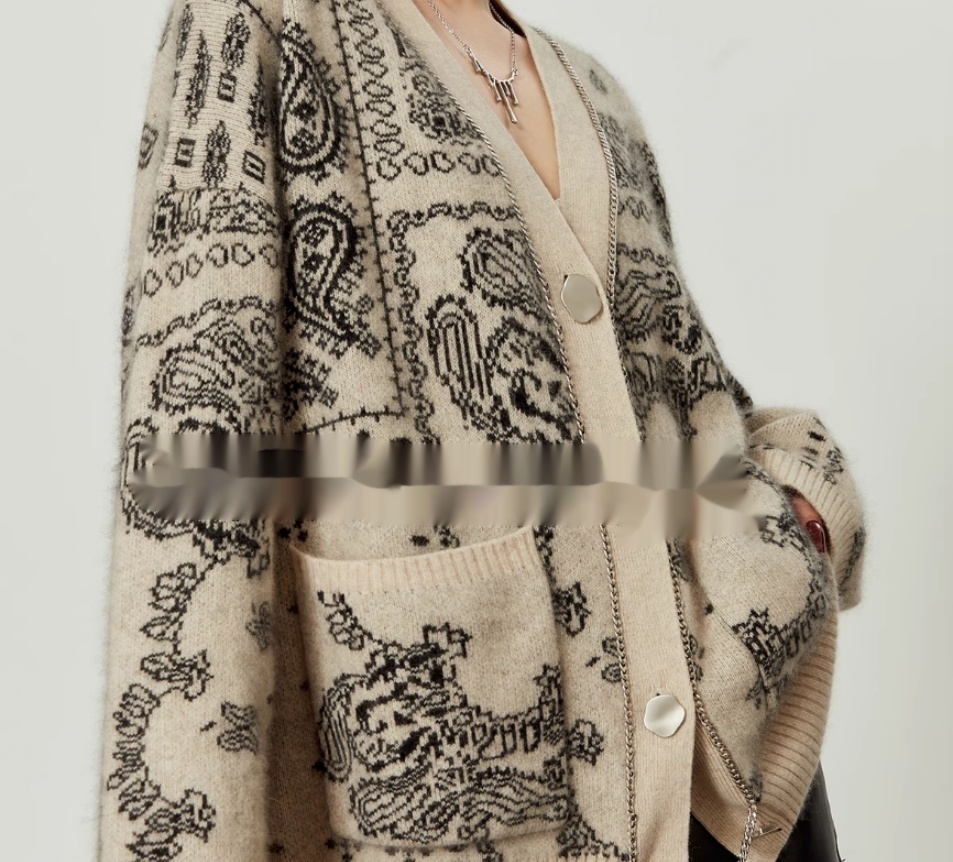 Loose V-neck Jacquard Lazy Sweater Cardigan - Image 2