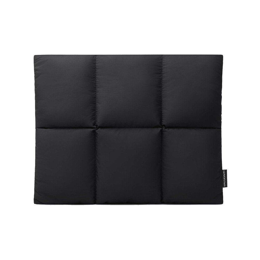 Soft And Fluffy Laptop Sleeve 13-15.6 - Image 5