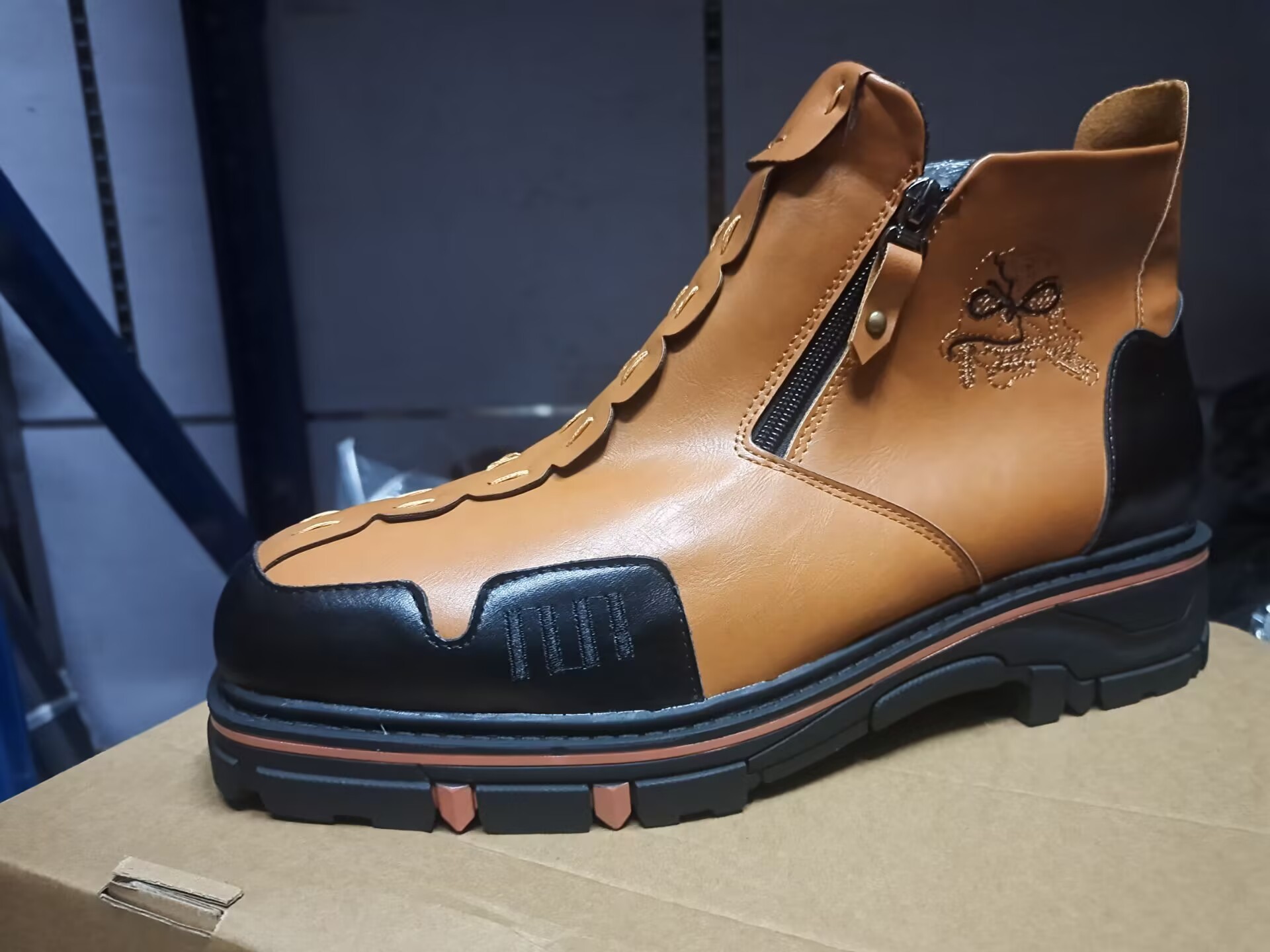 Men's Short Boots Round Toe Large Size Side Zipper Martin Boots - Image 10