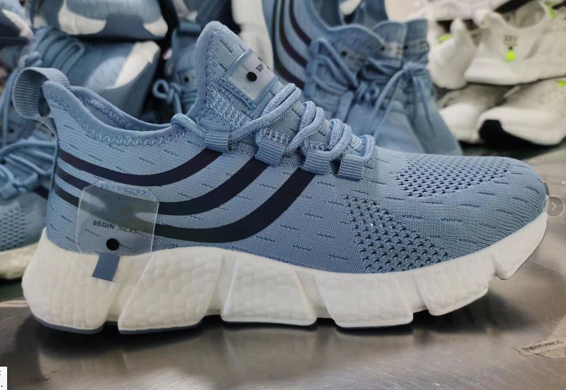 Leisure Fly Woven Breathable Sports Shoes - Image 4